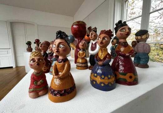 Inauguración da exposición “Meigas, sabias e mulleres boas” da ceramista Carme Romero